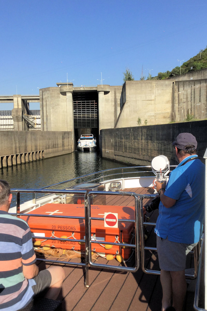 Douro Lock photograph
